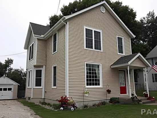 Tan Exterior in Elmwood Park, IL