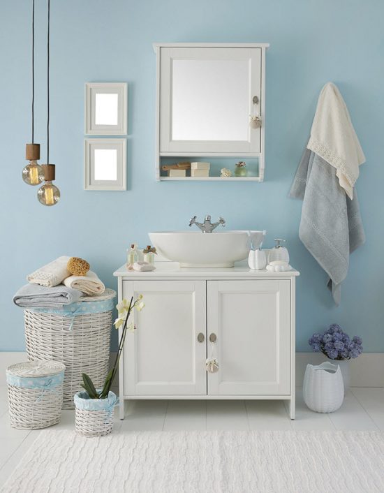 bathroom vanity