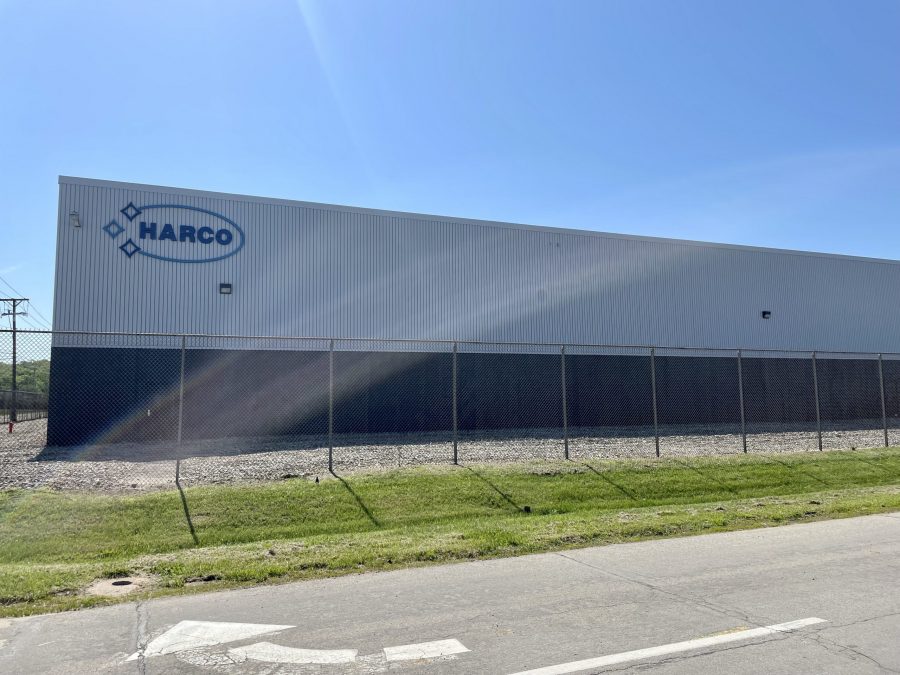 exterior of painted industrial building Preview Image 12