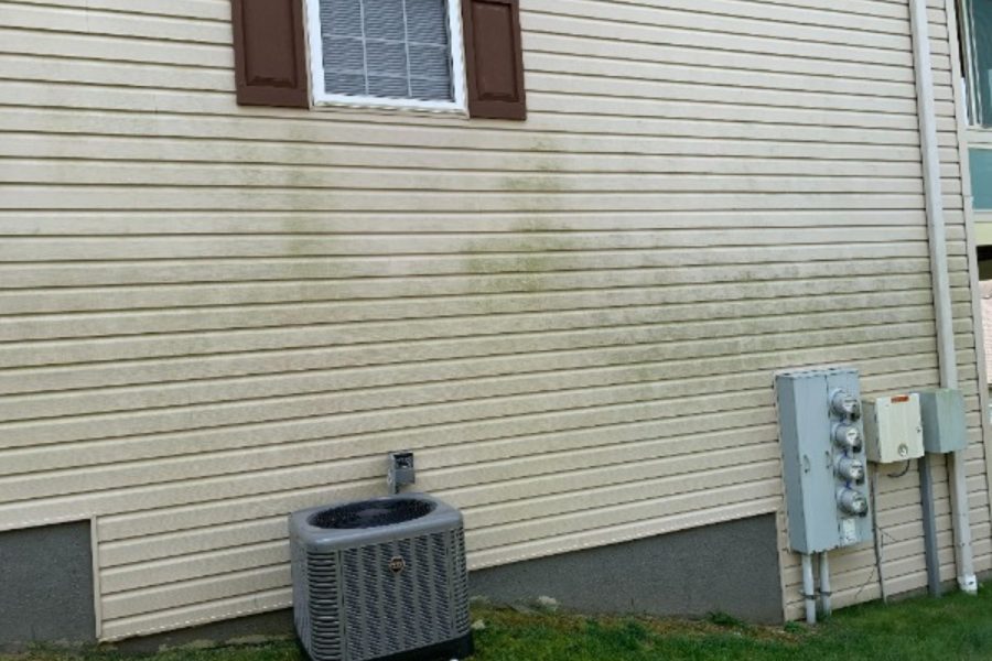 Condo Power Washing Before photo Preview Image 2