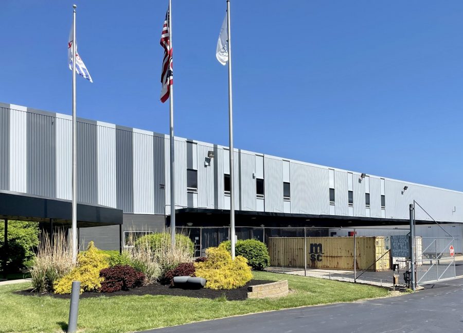 exterior of painted industrial building Preview Image 11