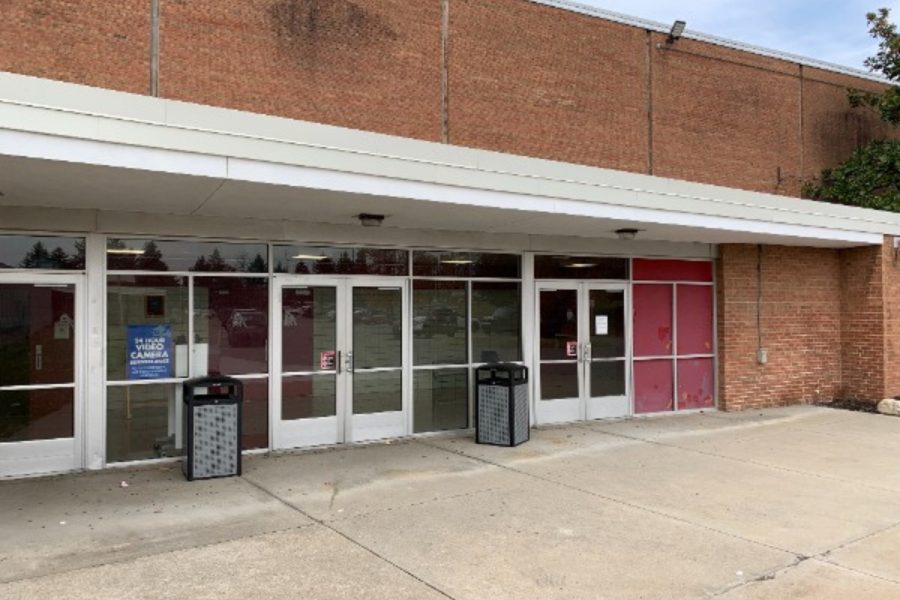 Fairfield middle school before photo of front of school Preview Image 6