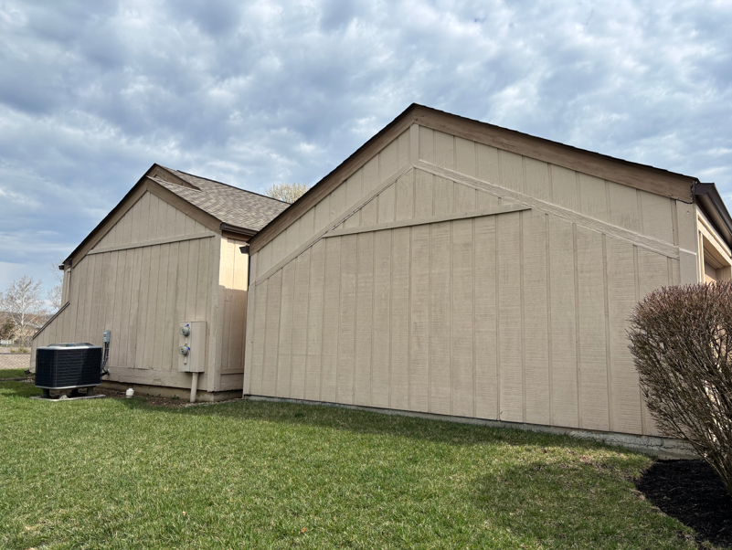 Condo Community Exterior Painting (Before) Preview Image 5