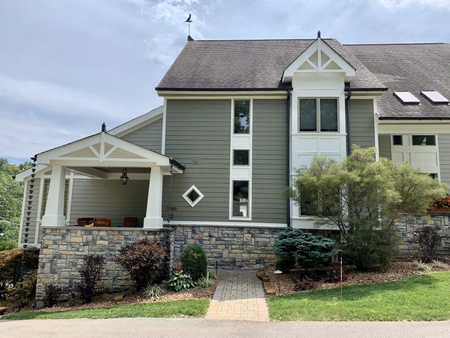 condo exterior after painting Preview Image 1