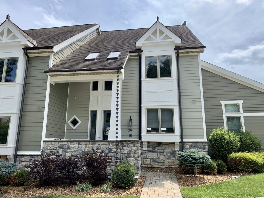 condo exterior after painting Preview Image 13