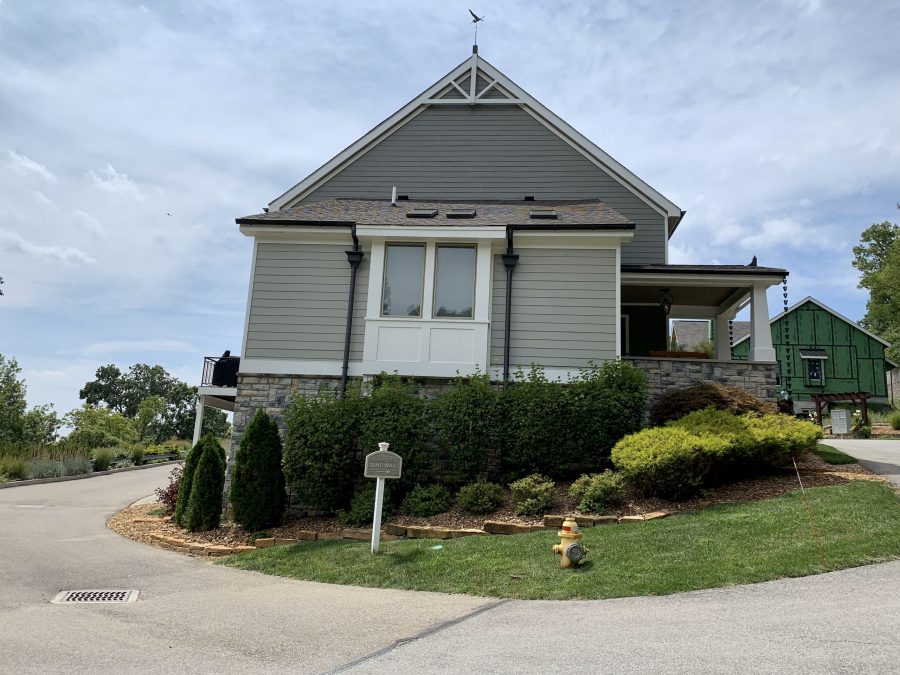 condo exterior after painting Preview Image 3