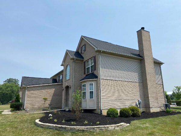 side of single home Preview Image 20