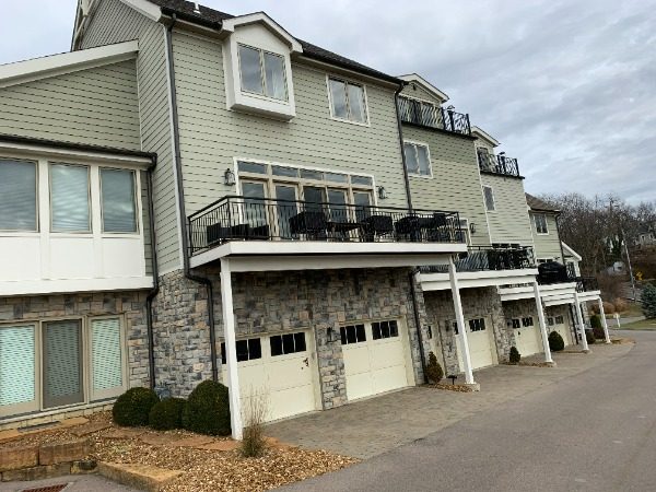 condo exterior before painting Preview Image 23