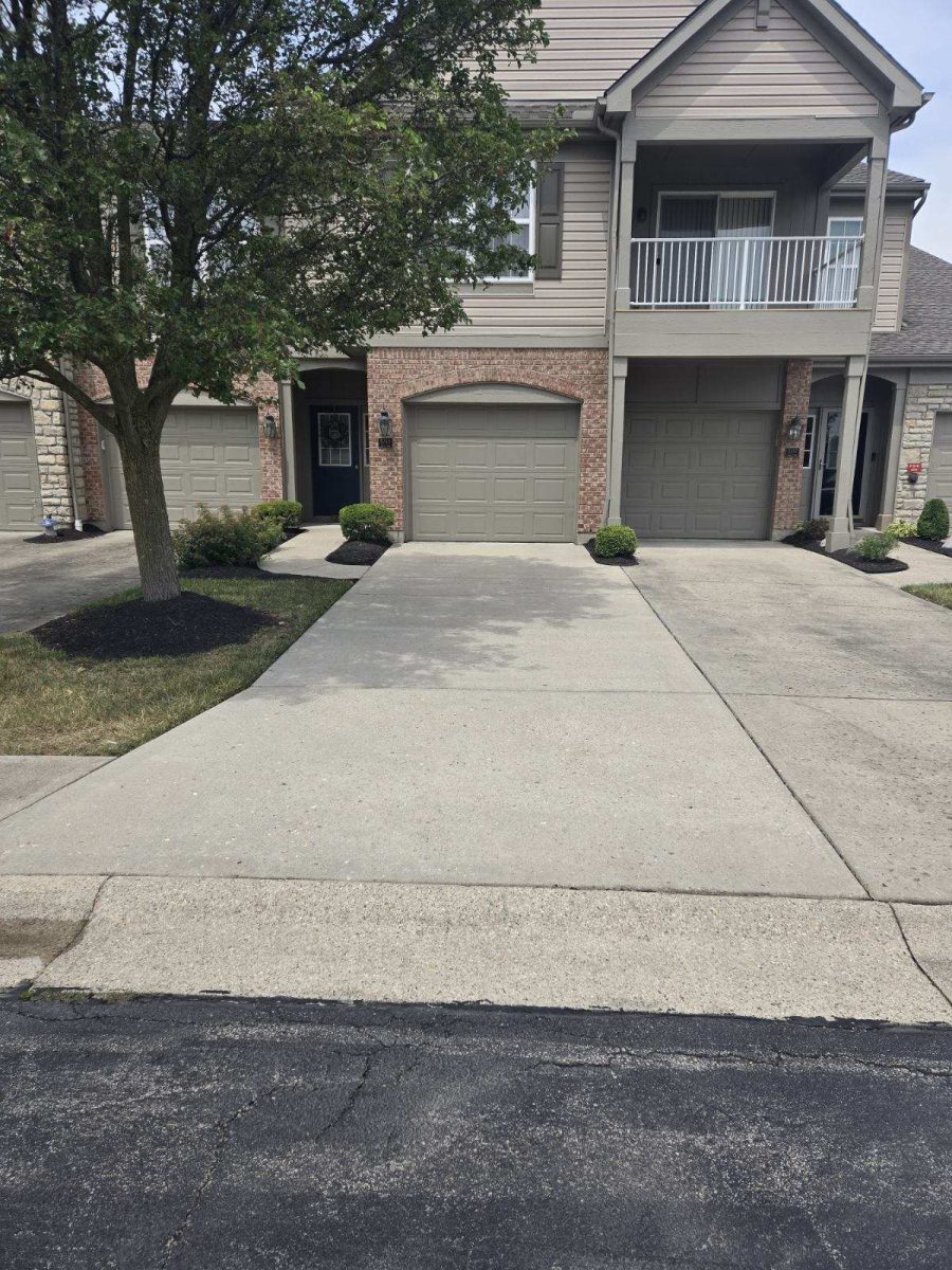 Driveway powerwashing in Cincinnati completed from the front Preview Image 1
