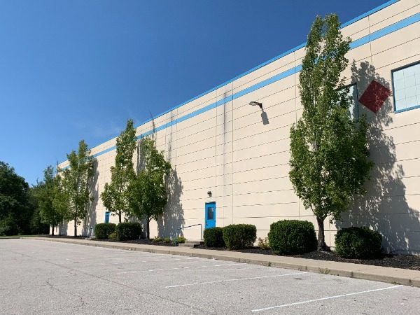 Commercial Exterior Painting Project Before Photo in Florence Kentucky. View of front of building. Preview Image 8