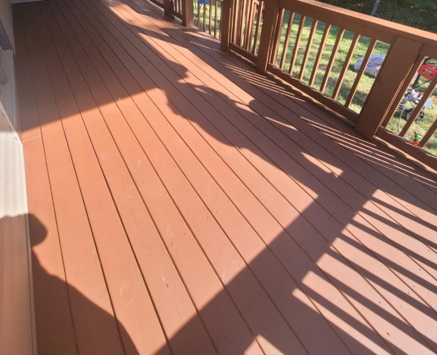 Deck Staining Preview Image 2
