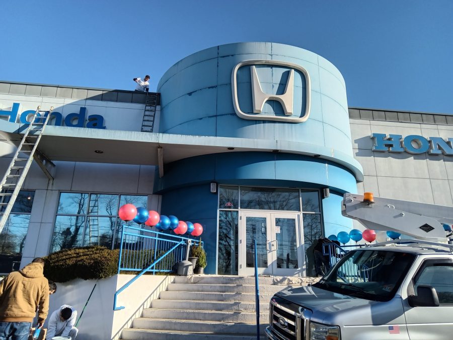 Honda dealership before painting Preview Image 1