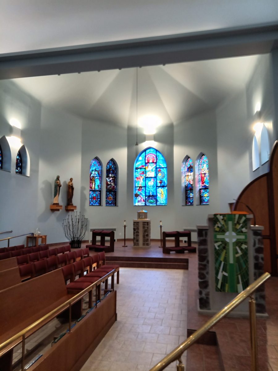 Church interior after painting Preview Image 18