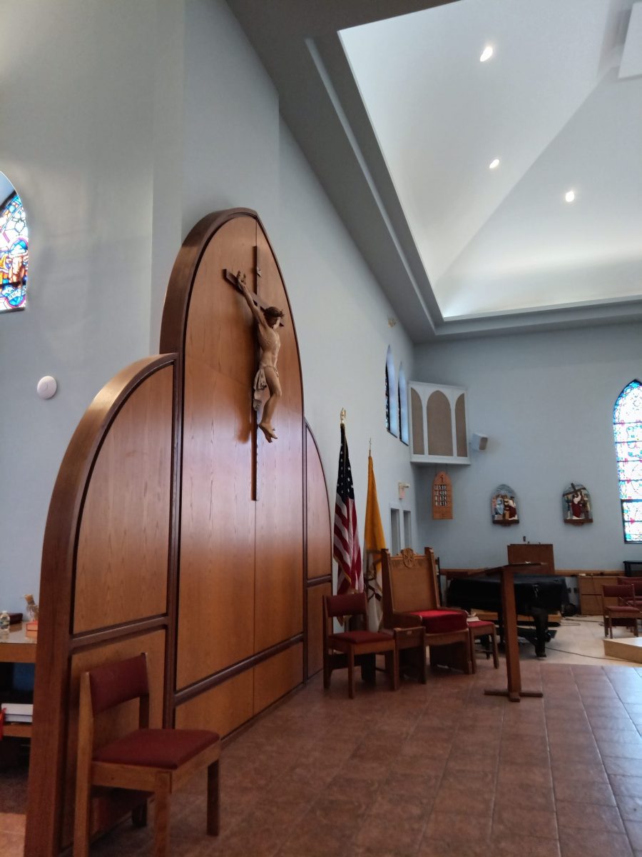 Church interior after painting Preview Image 30