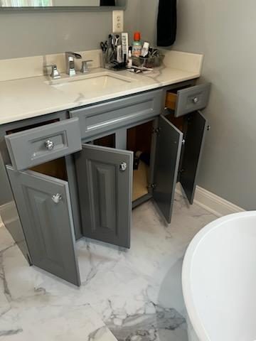 cabinet refinishing Preview Image 3