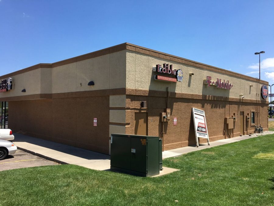 Commercial Retail painting by CertaPro Commercial Painters of Colorado Springs, CO Preview Image 3