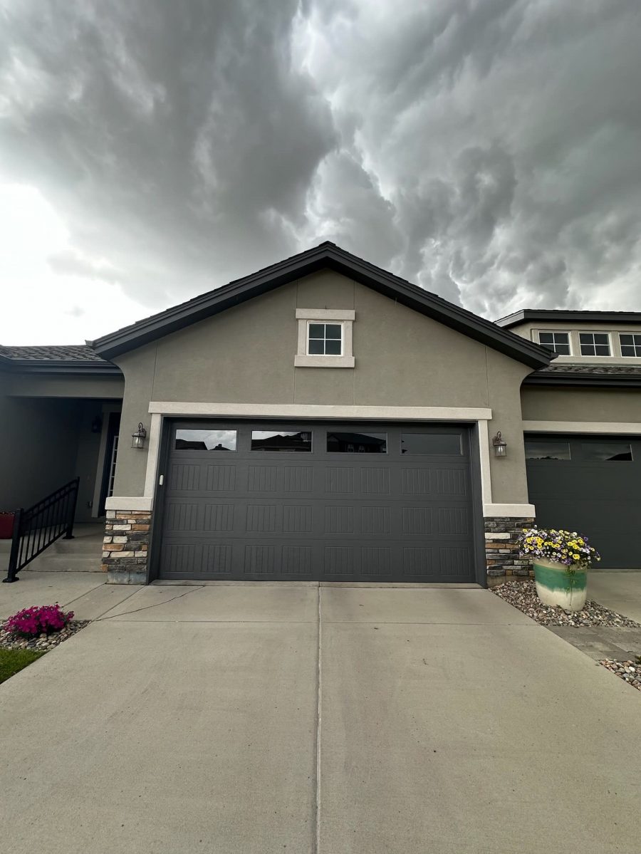 driveway and garage door with painted trim Preview Image 2