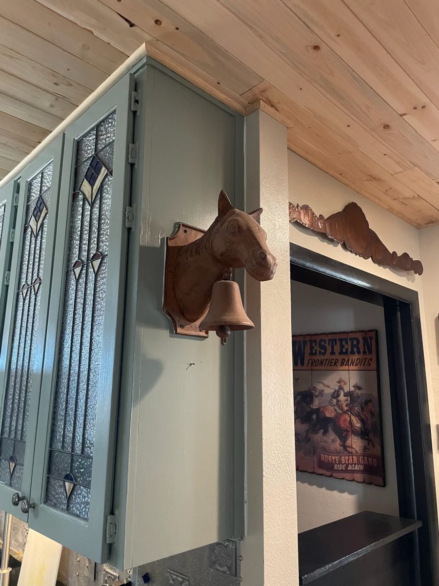 green painted kitchen cabinets Preview Image 1