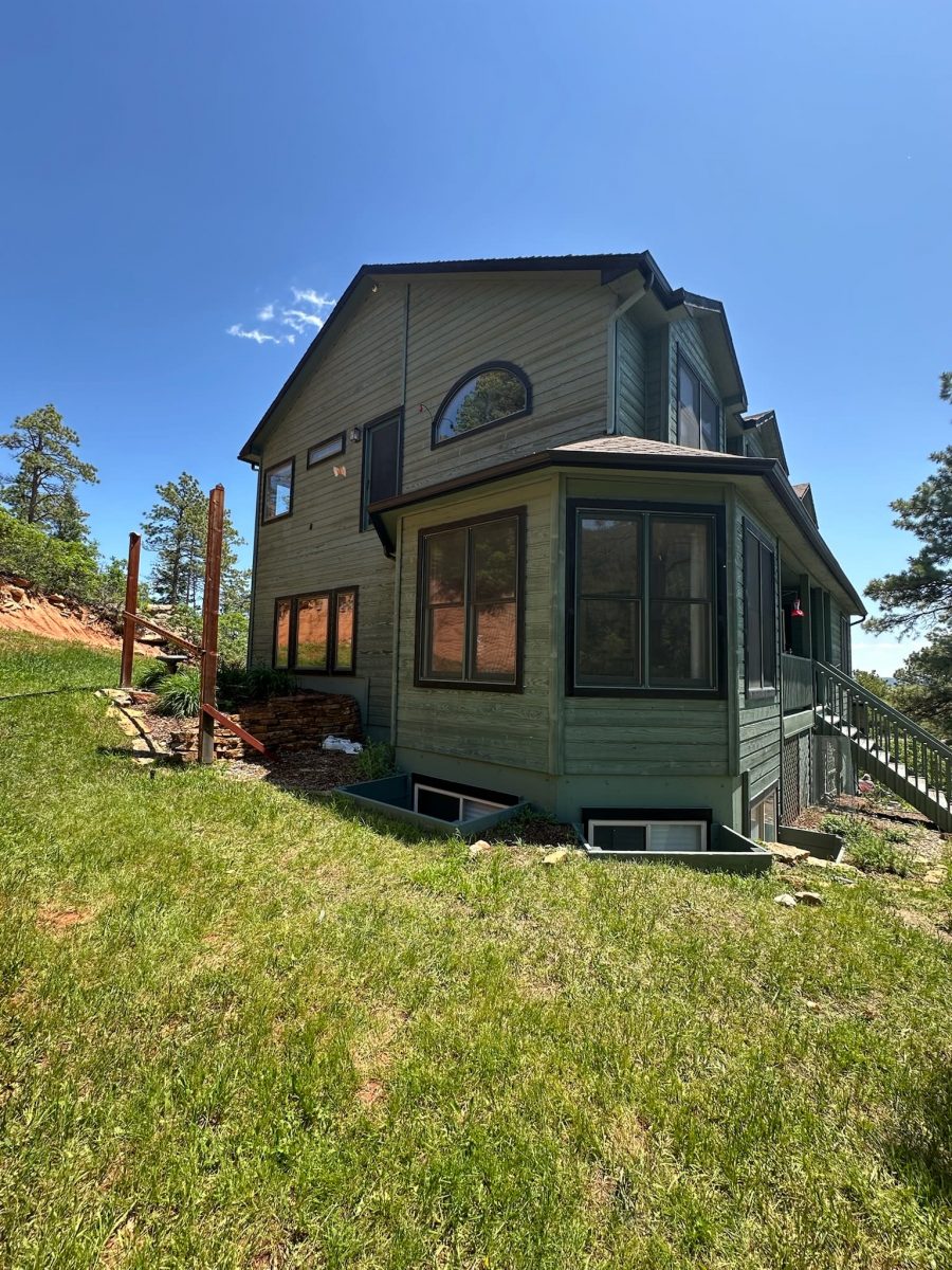 dark green stained home Preview Image 1