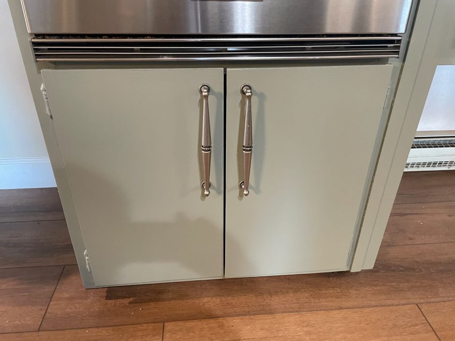 green painted kitchen cabinets Preview Image 5