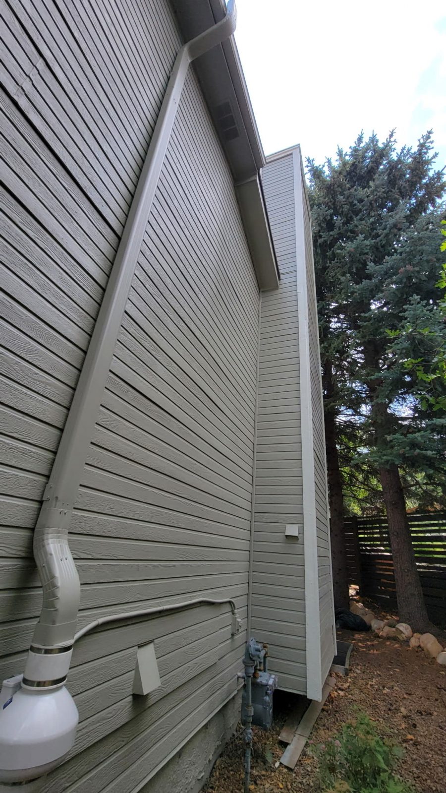 painted siding of house Preview Image 2