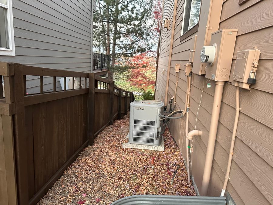 wooden fence with dark stain Preview Image 3