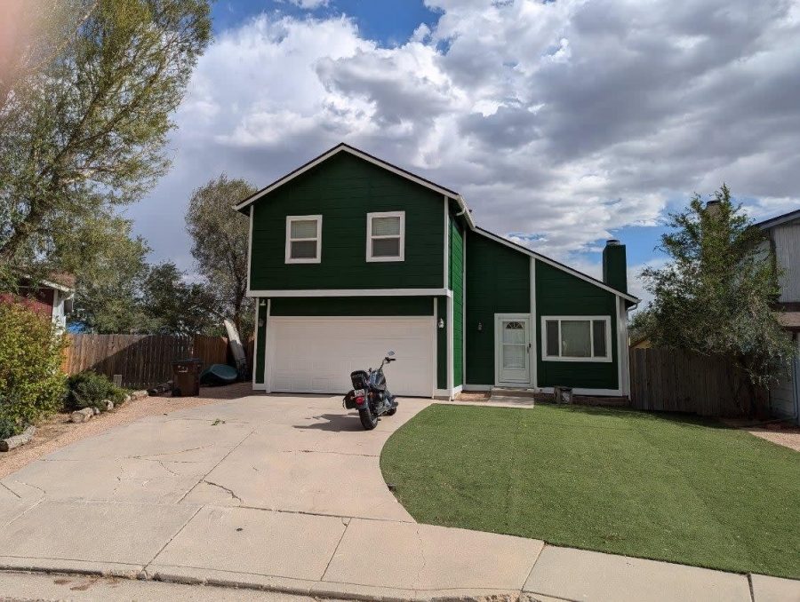 Green Exterior Preview Image 3