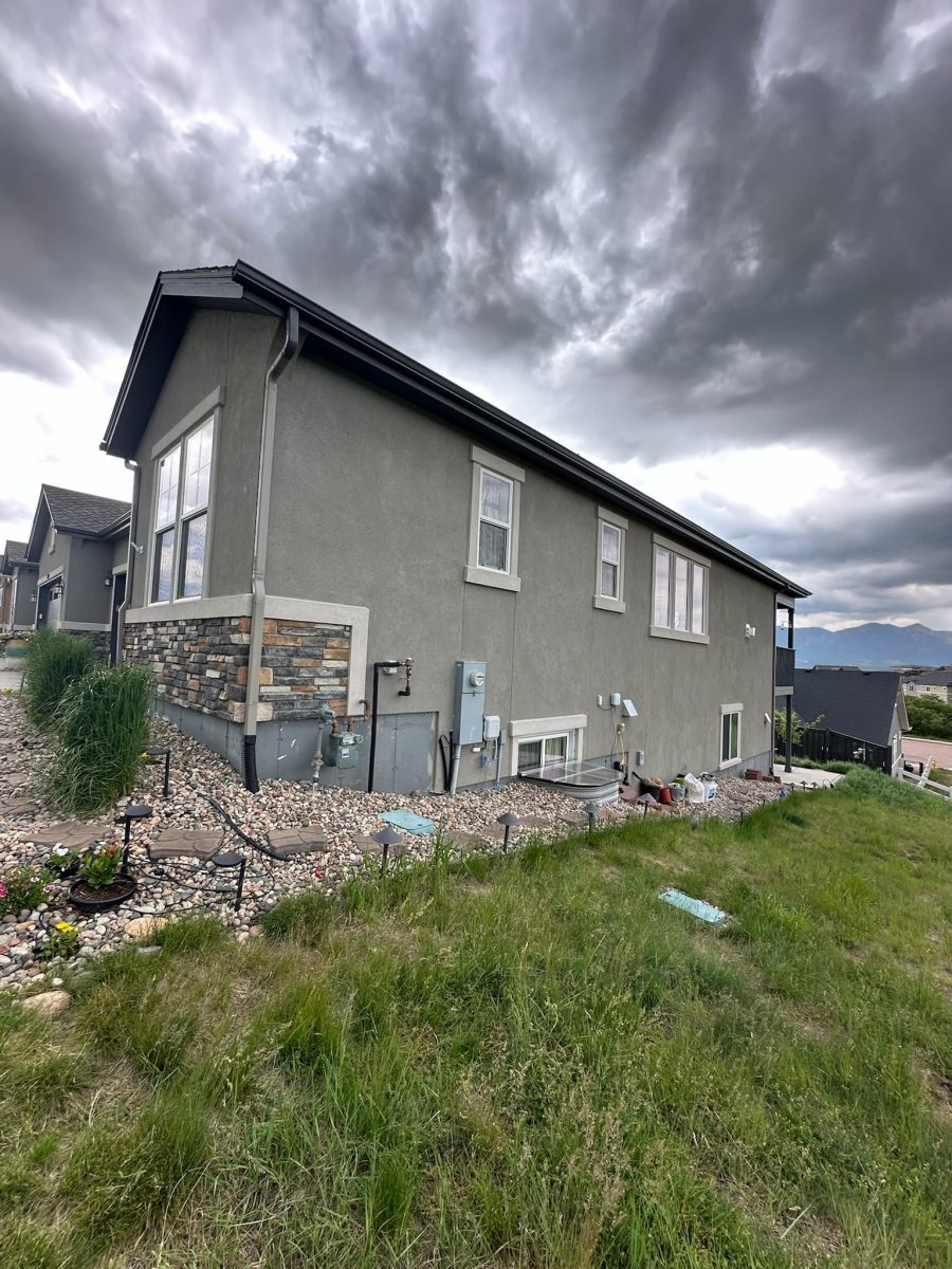 side exterior view of twin house Preview Image 5