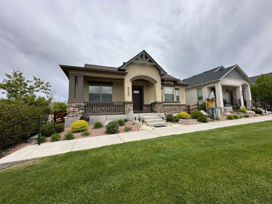 stucco painted house Preview Image 2