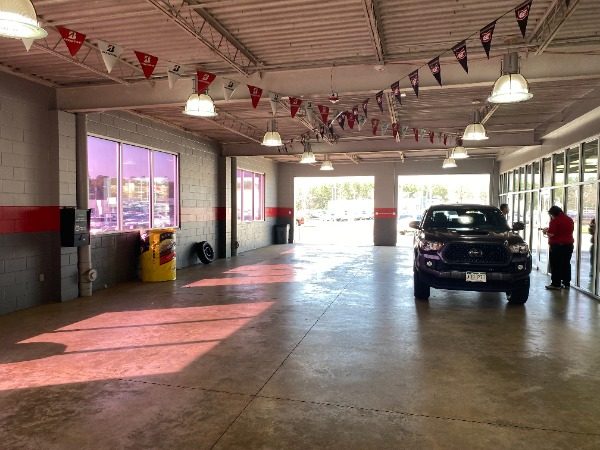 Old service bays at the Toyota dealership in Columbus, GA Preview Image 21