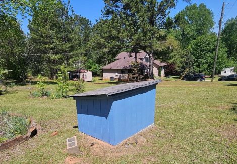 blue stained pump house