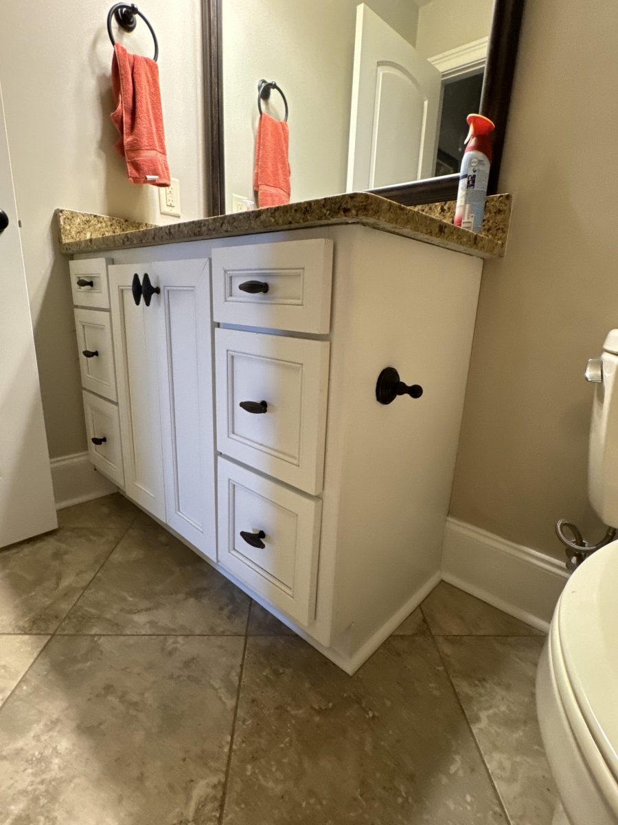 Bathroom Cabinets Preview Image 4