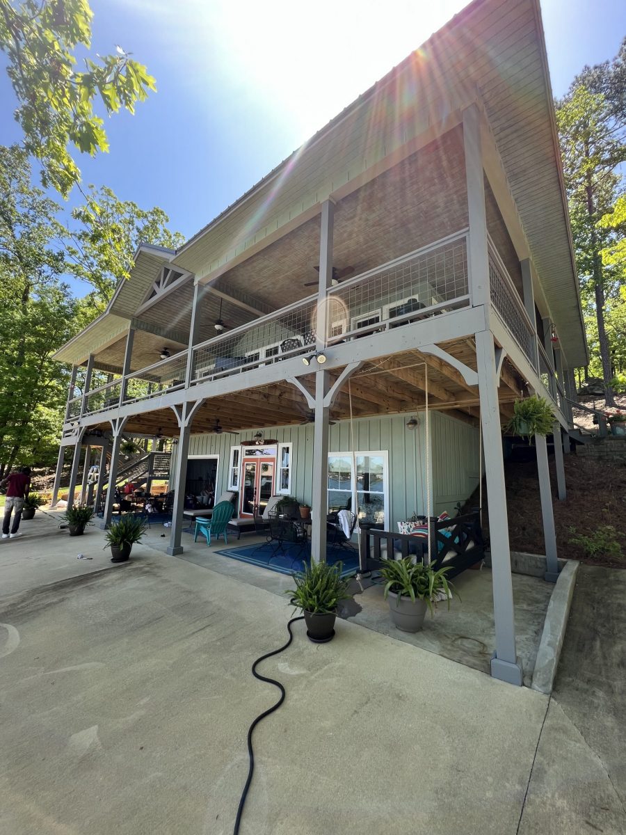 Columns Painted and Bottom Exterior Preview Image 1