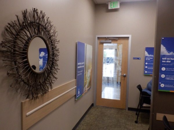 OLD PATIENT CHECK OUT HALLWAY Preview Image 11