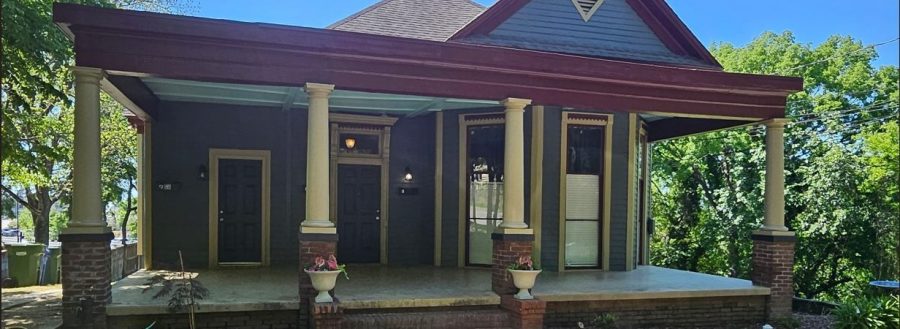 painted front exterior of historic home Preview Image 7