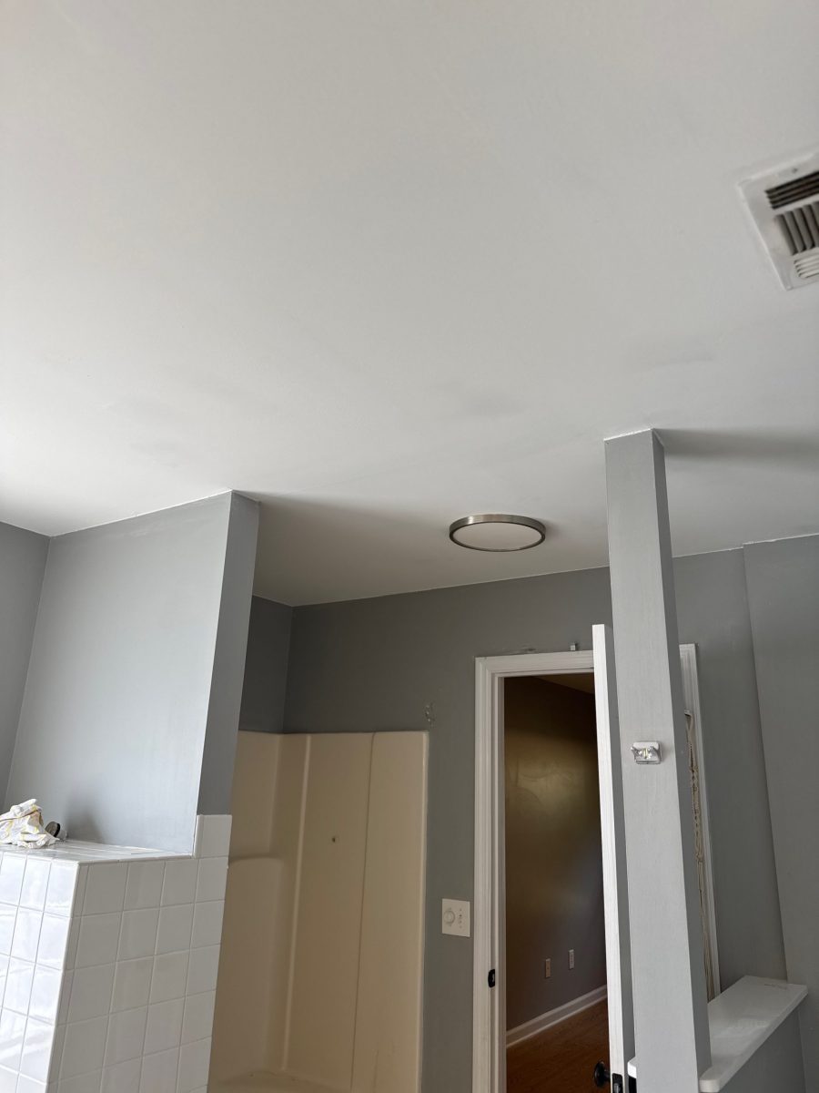 bathroom ceiling after popcorn removal Preview Image 4