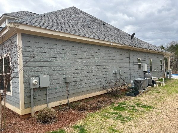 side of house before painting Preview Image 6