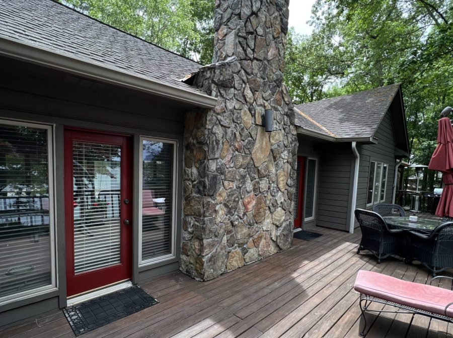 Stained wood siding Preview Image 2