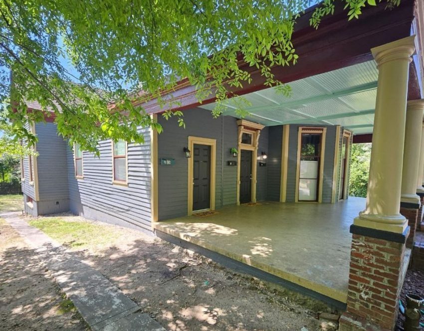covered front porch of house Preview Image 14