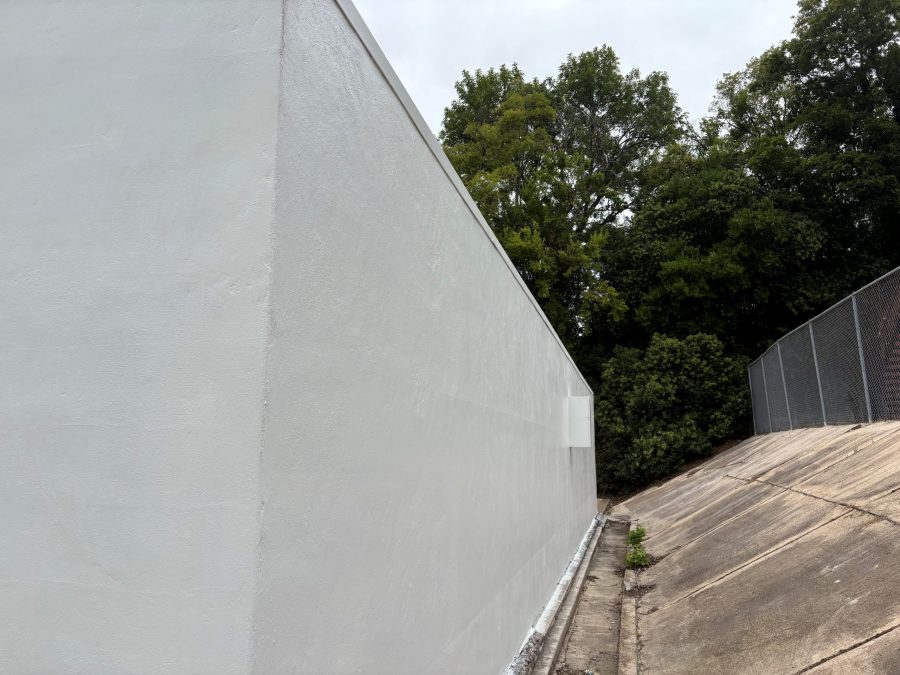 retaining wall painted white Preview Image 3