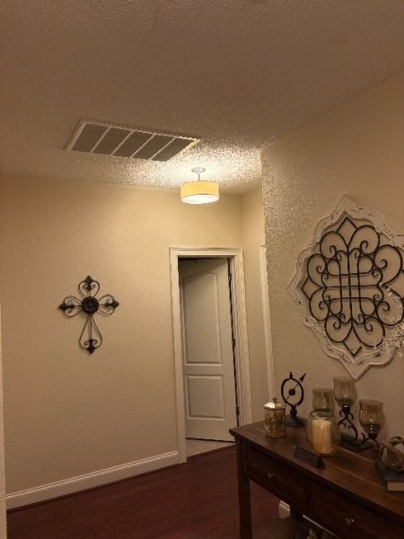 home hallway with popcorn ceiling Preview Image 2