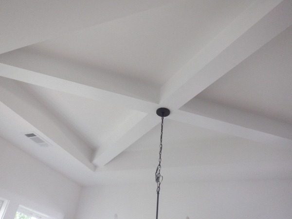 white coffered ceiling Preview Image 2