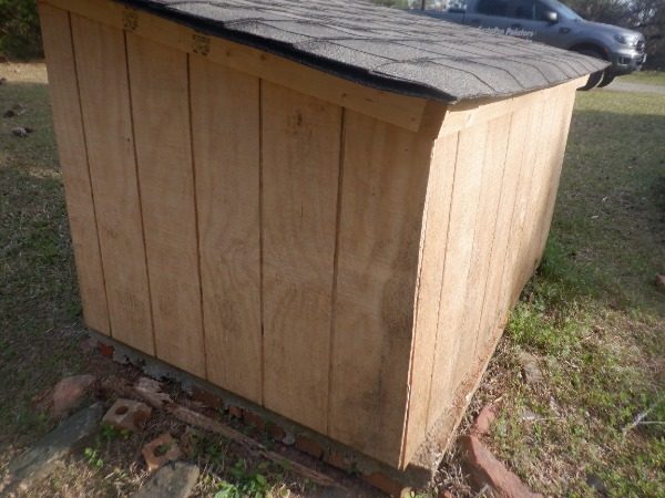 bare wood pump house Preview Image 4