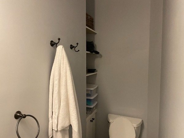 Hall Bath (Before) Preview Image 10