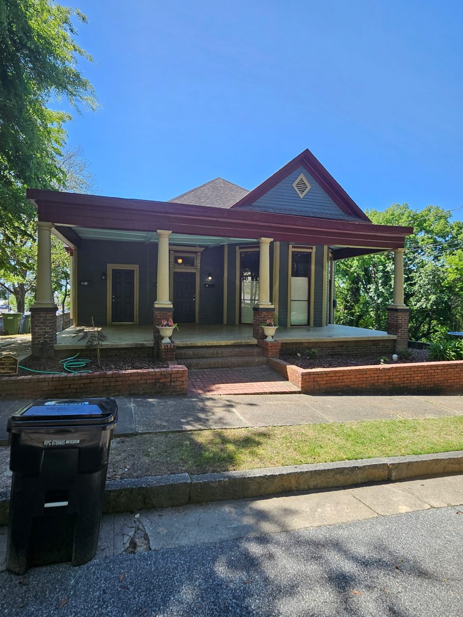 painted front exterior of historic home Preview Image 3