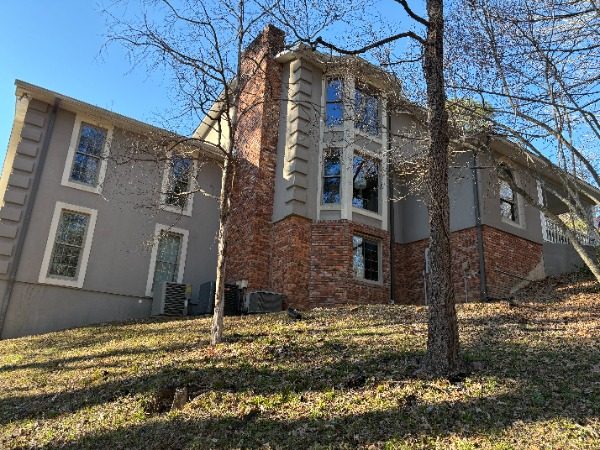 house with brick and beige painted siding Preview Image 10