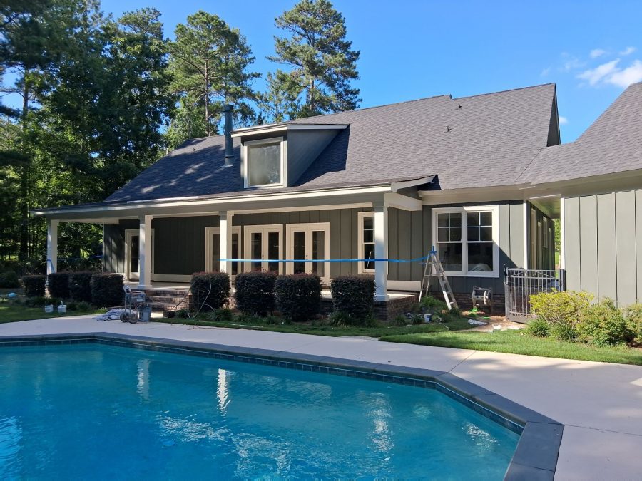 inground pool behind house Preview Image 1