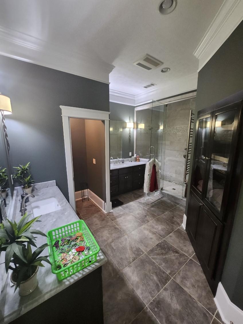 Residential Painting Project Preview Image 6