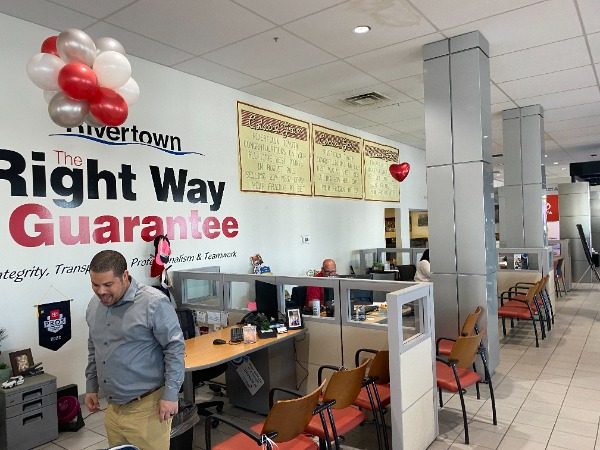 Old showroom area at the Toyota dealership in Columbus, GA Preview Image 22