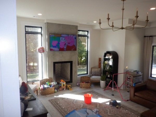 OLD LIVING ROOM Preview Image 7